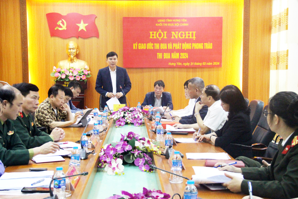 Ký giao ước thi đua và phát động phong trào thi đua năm 2024