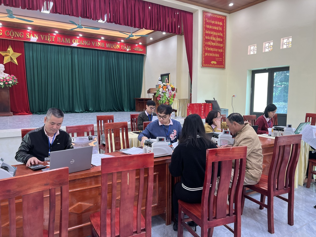 Đẩy mạnh chương trình tín dụng cho vay giải quyết việc làm 